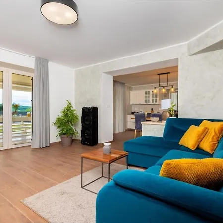 Violette Mit Pool Nahe Stadtzentrum By Interhome * Labin (Istria)