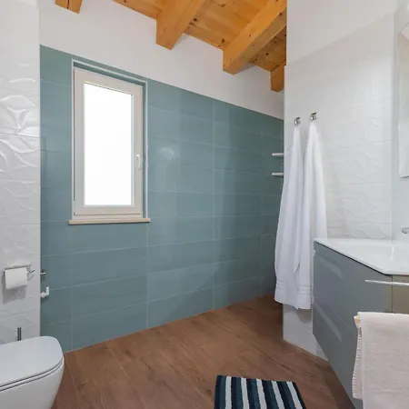 Prázdninový dům Violette Mit Pool Nahe Stadtzentrum By Interhome *